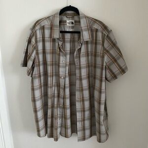The North Face Men’s Casula Button Down Plaid Short-sleeve Shirt Size XXL EUC